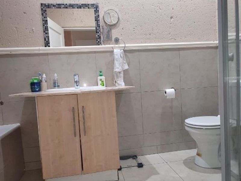 Top floor Duplex apartment - Photo 9