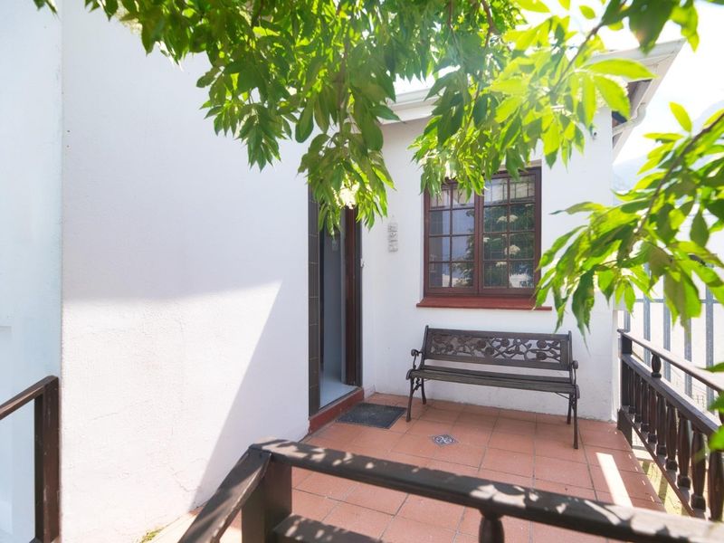 Charming Voelklip rental - Photo 8