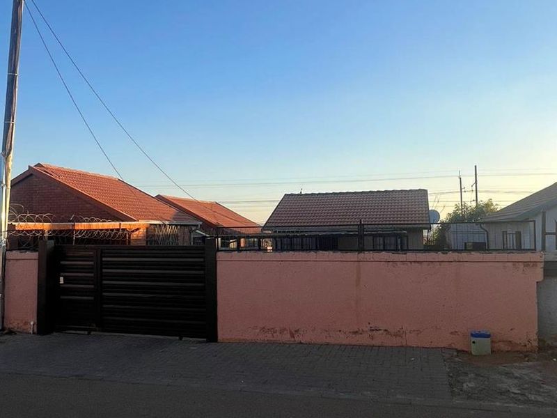 2 bedrooms house for sale in Soshanguve UU - Photo 9