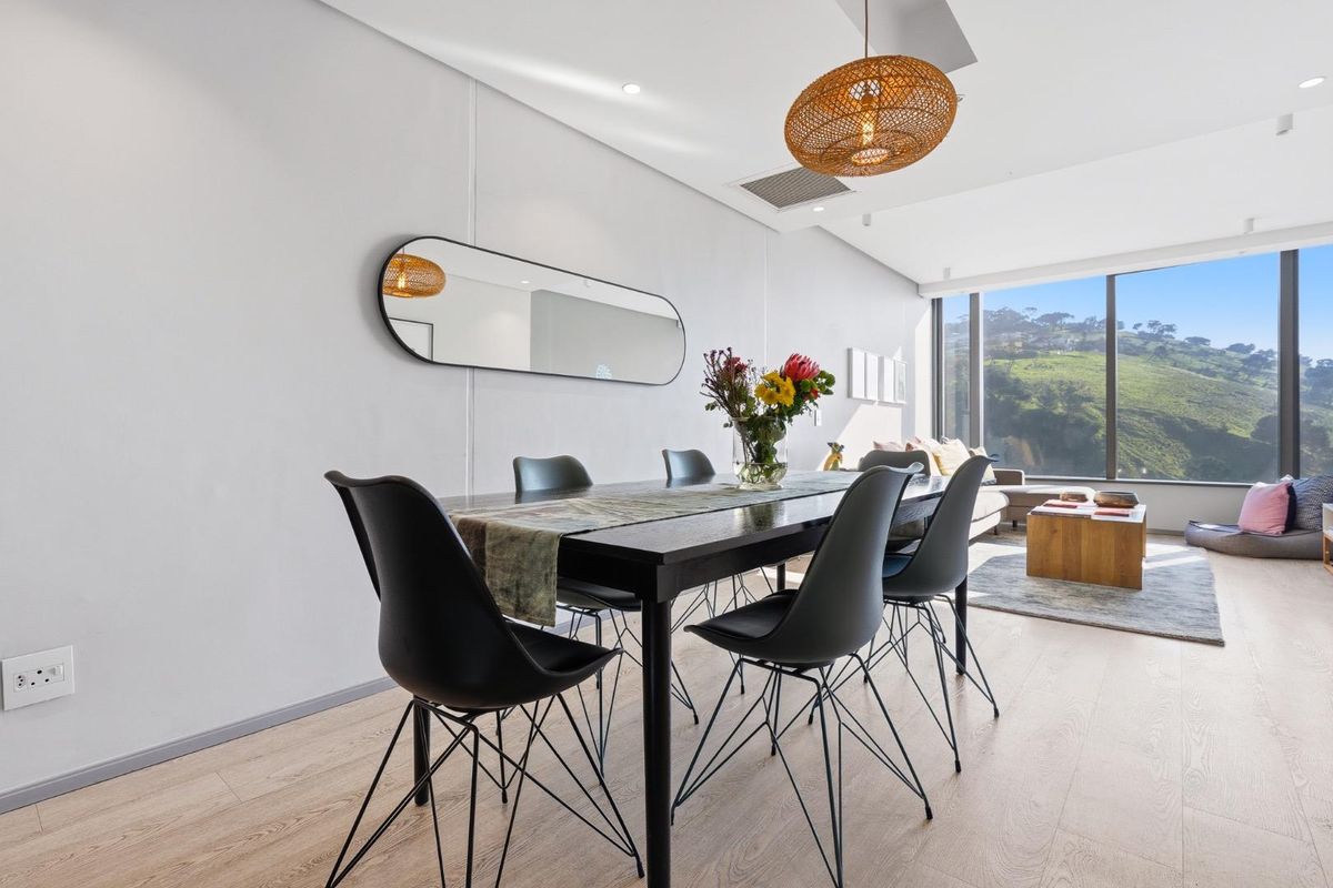 Luxurious Fully Furnished De Waterkant Apartment - Photo 5