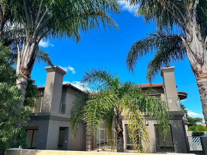 Property #2495765, House Pending Sale in Blue Valley Golf Estate