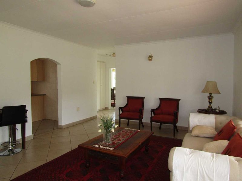 Spacious Life Rights Home in sought-after Retirement Village - Photo 2