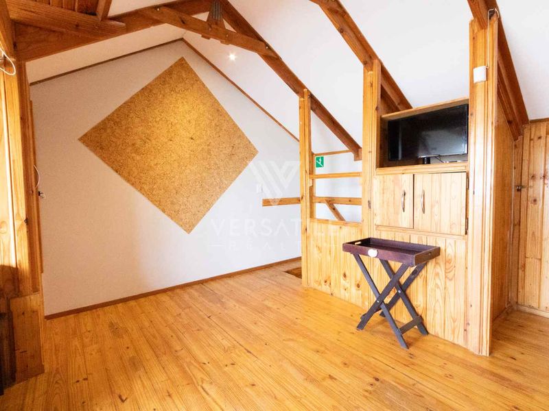 Beach Front Town House for Sale - Photo 8