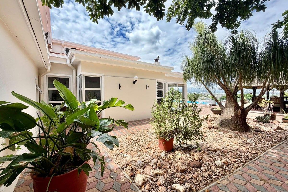 3 Bedroom House TO LET in Luxury Hill - Photo 5