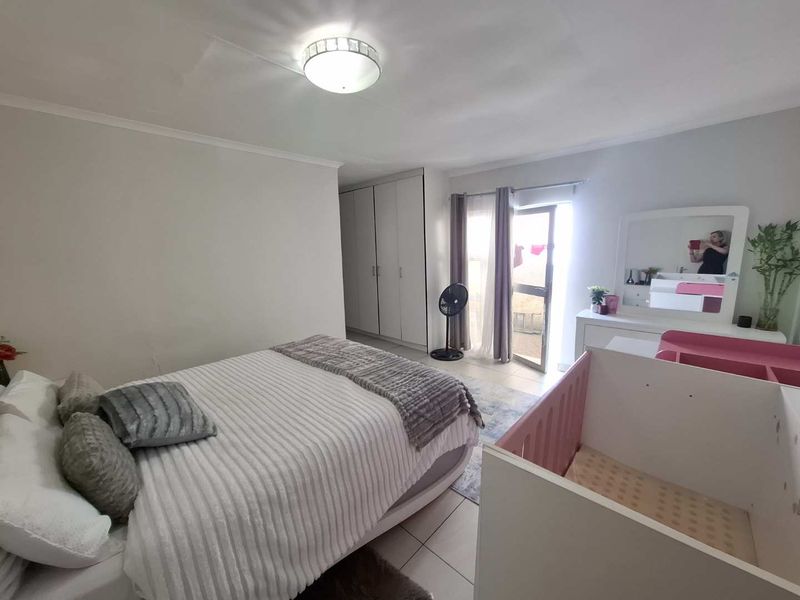 Incredible Value in Cimbebacia! - Photo 10