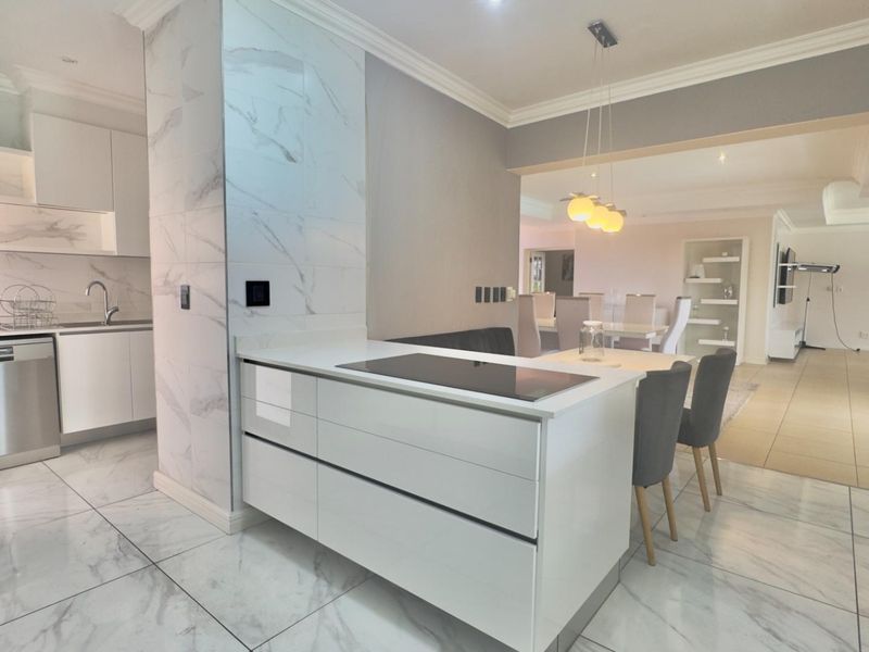 DECEASED ESTATE **Stunning 3-Bedroom Home in Prestigious Morningside, Sandton** - Photo 9