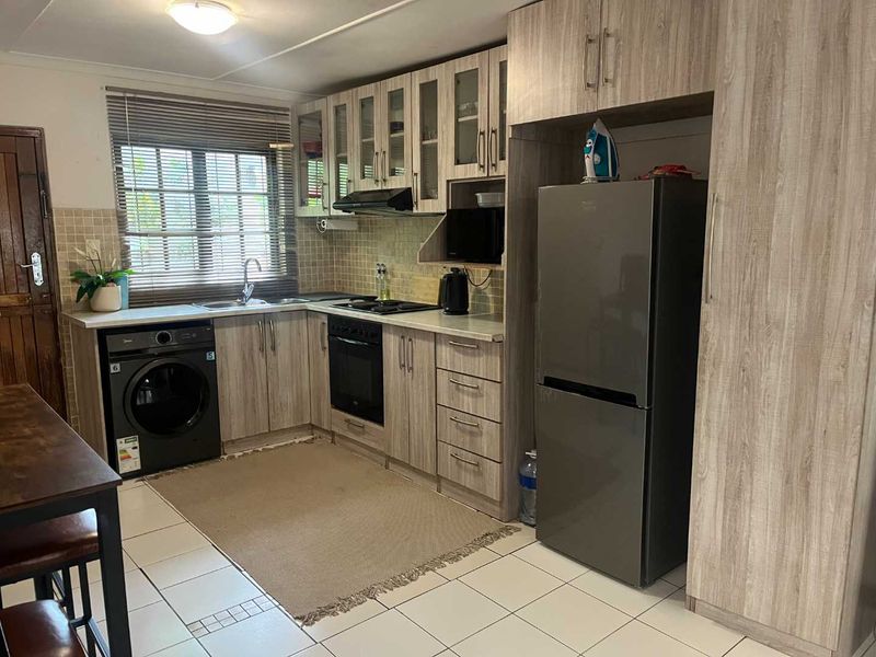 Stunning 2 Bedroom Apartment for Sale at Glenwood - Photo 3