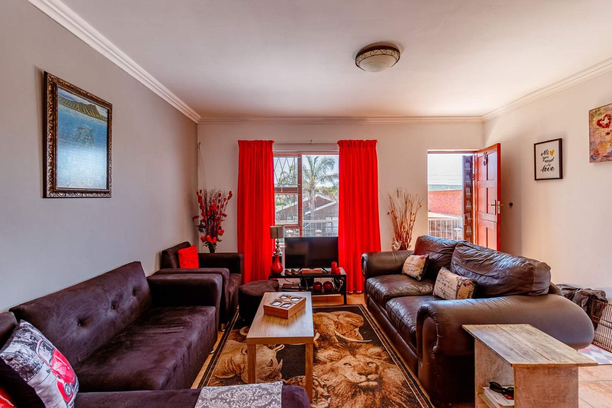 Charming 2 bedroom apartment - Photo 3