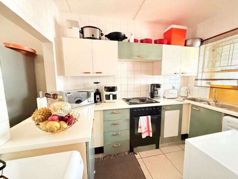 Best Investment Property for Young Professionals! - Photo 4