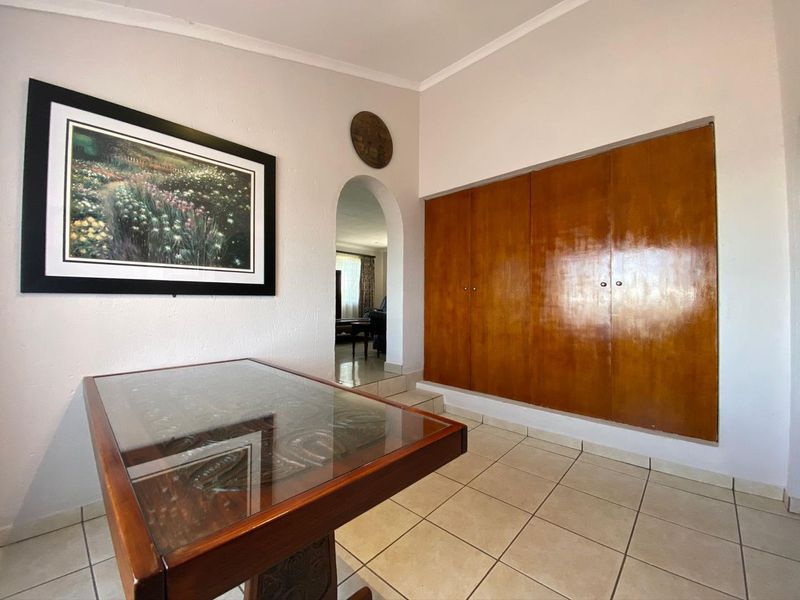 Country living with a passive income source ! - Photo 9