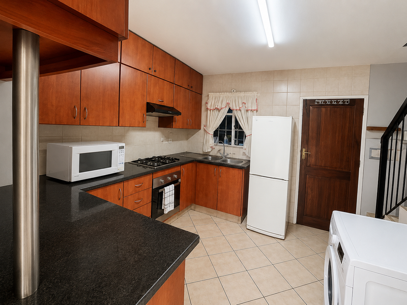 Two Bedroom Duplex Townhouse - Photo 5