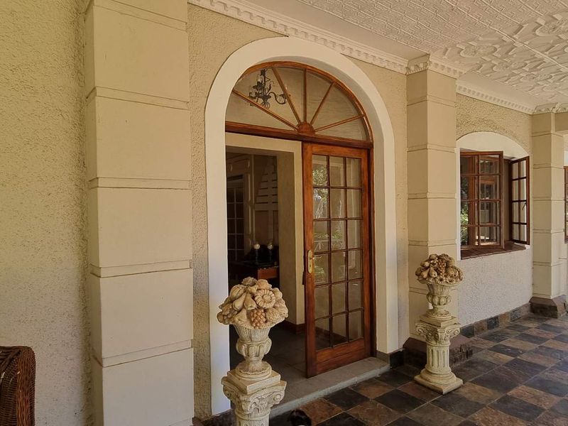 Spacious Living. Income Potential. Prime Location. - Photo 8