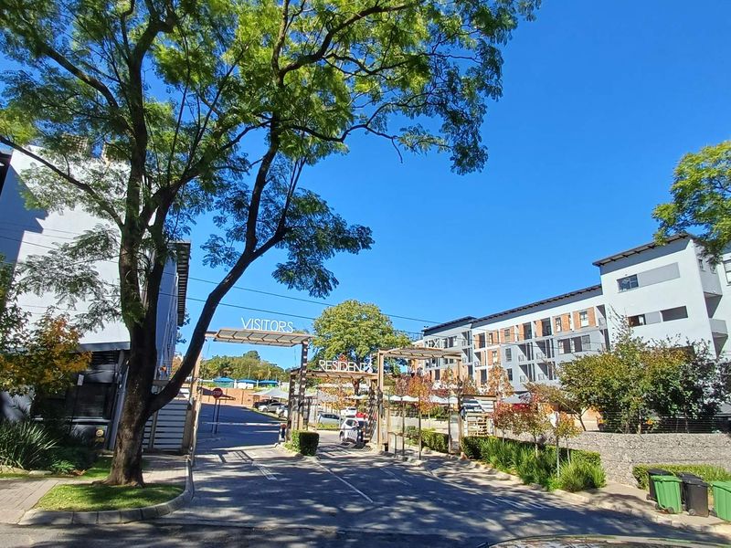 Modern Living Meets Comfort in the Heart of Ferndale - Photo 2