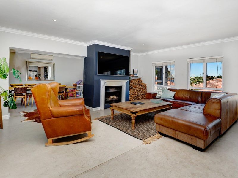 24 hour manned security! 4 bedroom, 3 bathroom Townhouse - Photo 4