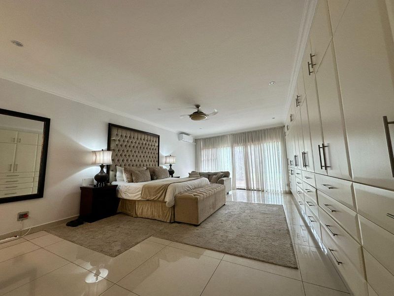 3 bedroom 3,5 bathroom apartment in Zimbali - Photo 7