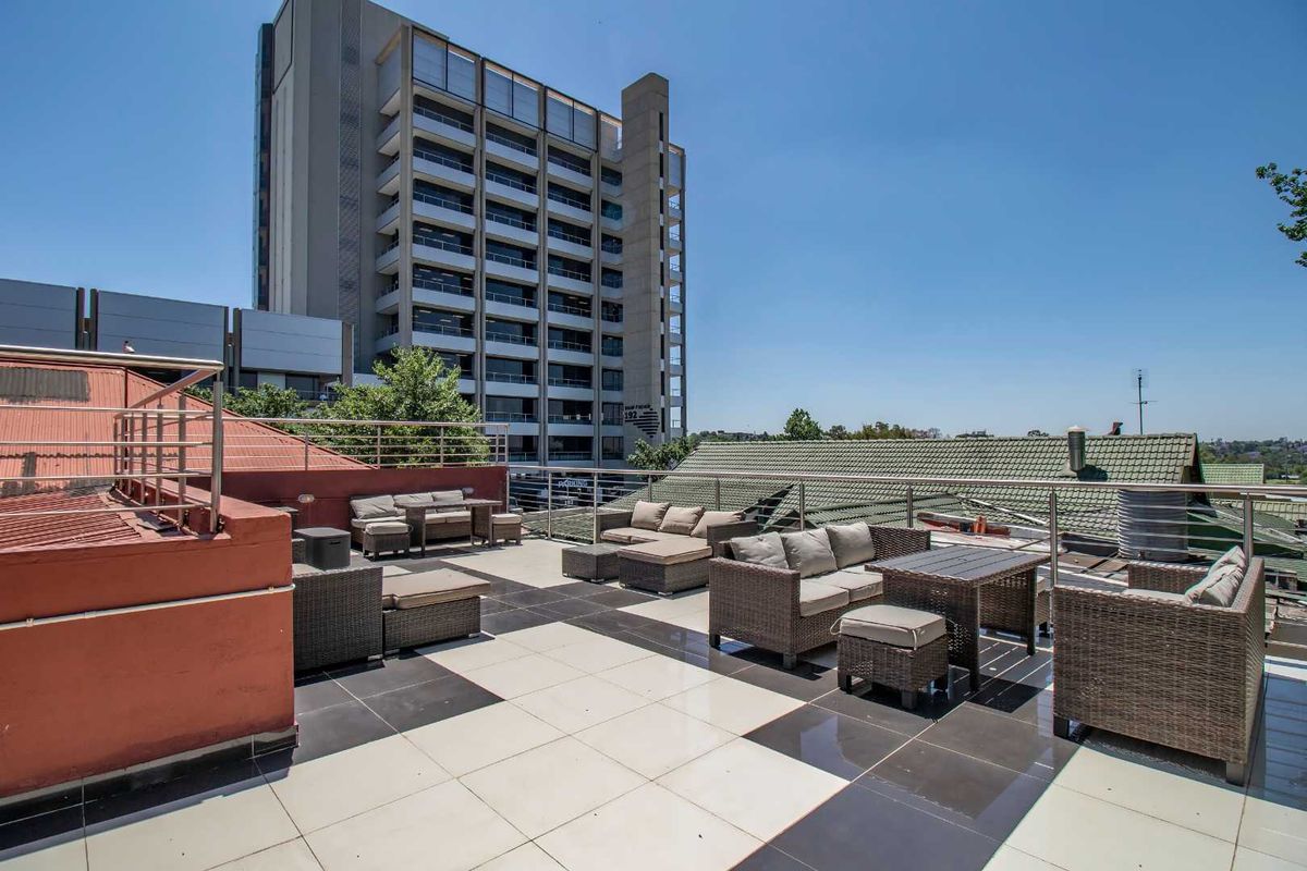 Prime Business-Zoned Property with High Visibility & Multiple Income Potential - Photo 3