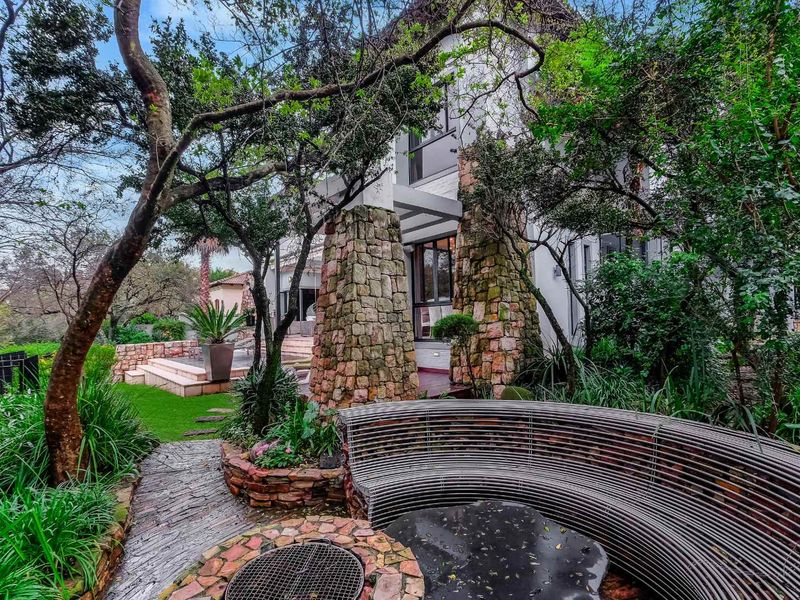 EXECUTIVE FURNISHED HOME - Photo 2