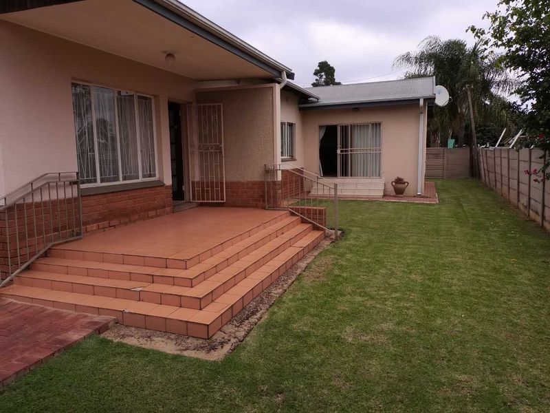 3 Bed House to rent - Photo 6