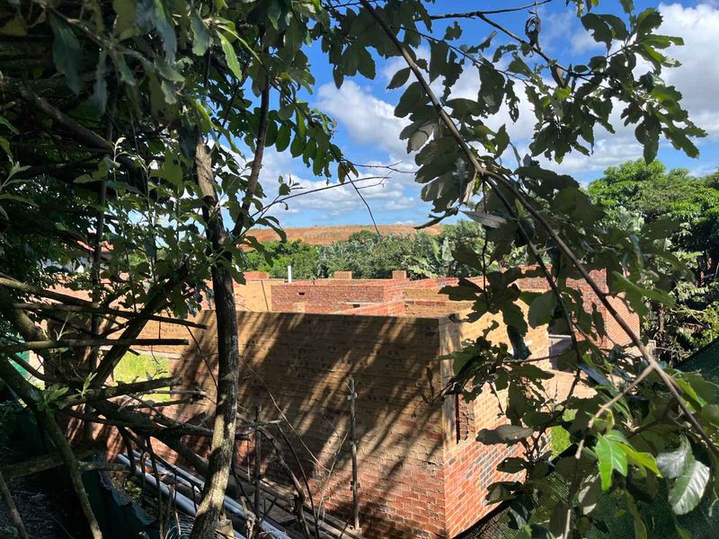 An incredible investment opportunity for a discerning buyer to complete the home to their taste while benefiting from an excellent price point - Photo 3