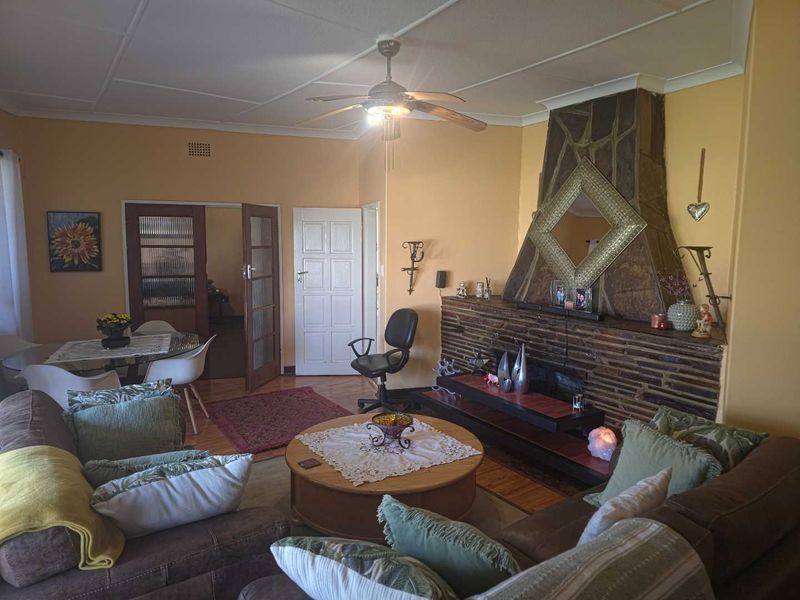 4 Bedroom Property in Florentia Alberton! - Photo 2