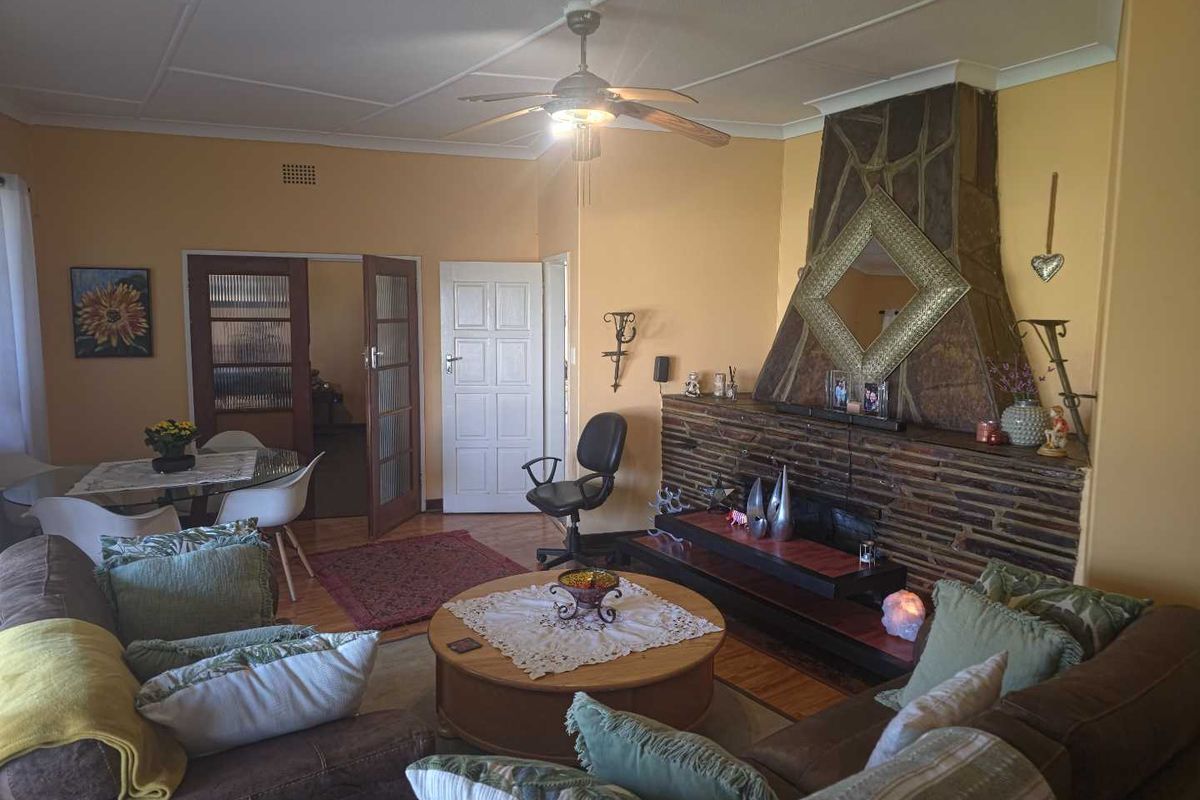 4 Bedroom Property in Florentia Alberton! - Photo 2