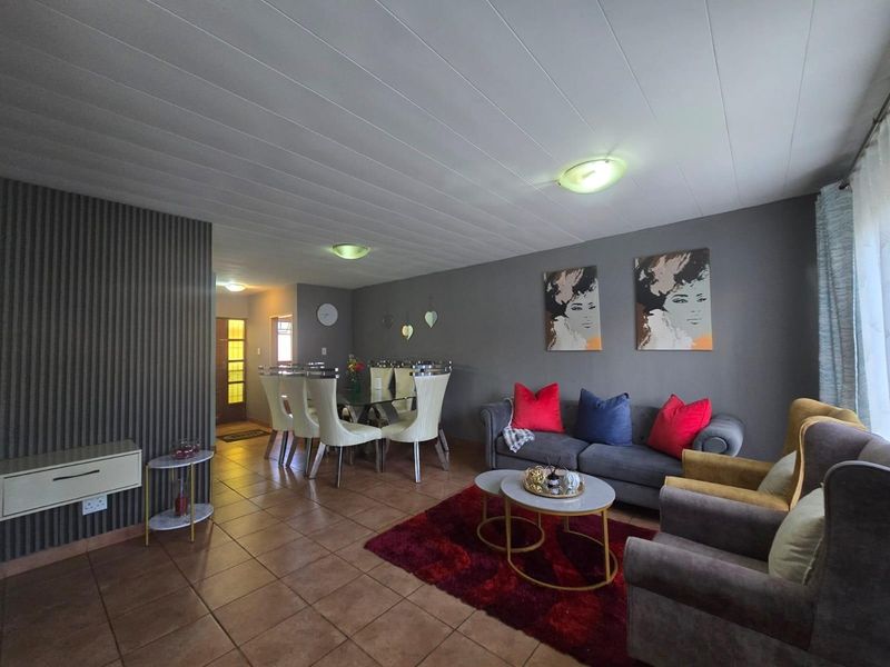 Looking for modern, low-maintenance living in the perfect location? This is it! - Photo 1