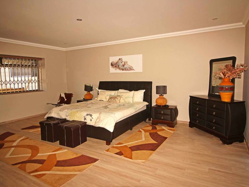 Small Holding with 5 Dwellings for sale - Photo 10