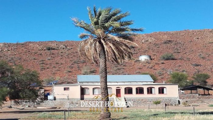 Property #2211966, Farm For Sale in Helmeringhausen Central