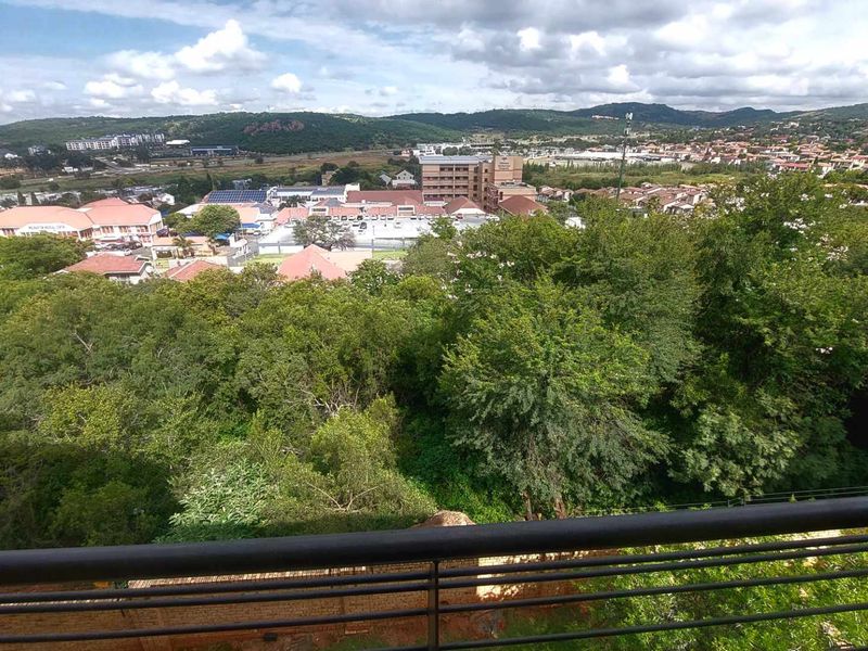 Luxury Living: 1-Bedroom Gem with Pool & Security! - Photo 9