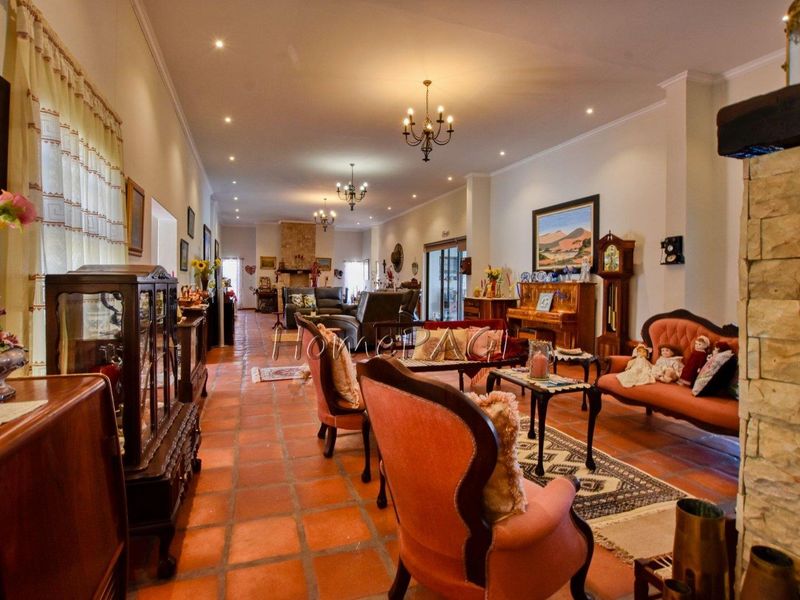 Omaruru Wildlife Estate, Omaruru:  Lifestyle plot with LUXURIOUS MANSION is for sale - Photo 9