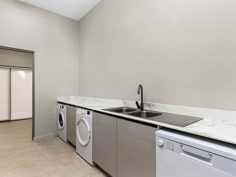 Unrivaled Luxury Awaits: A Masterpiece on De Wet Rd - Photo 5