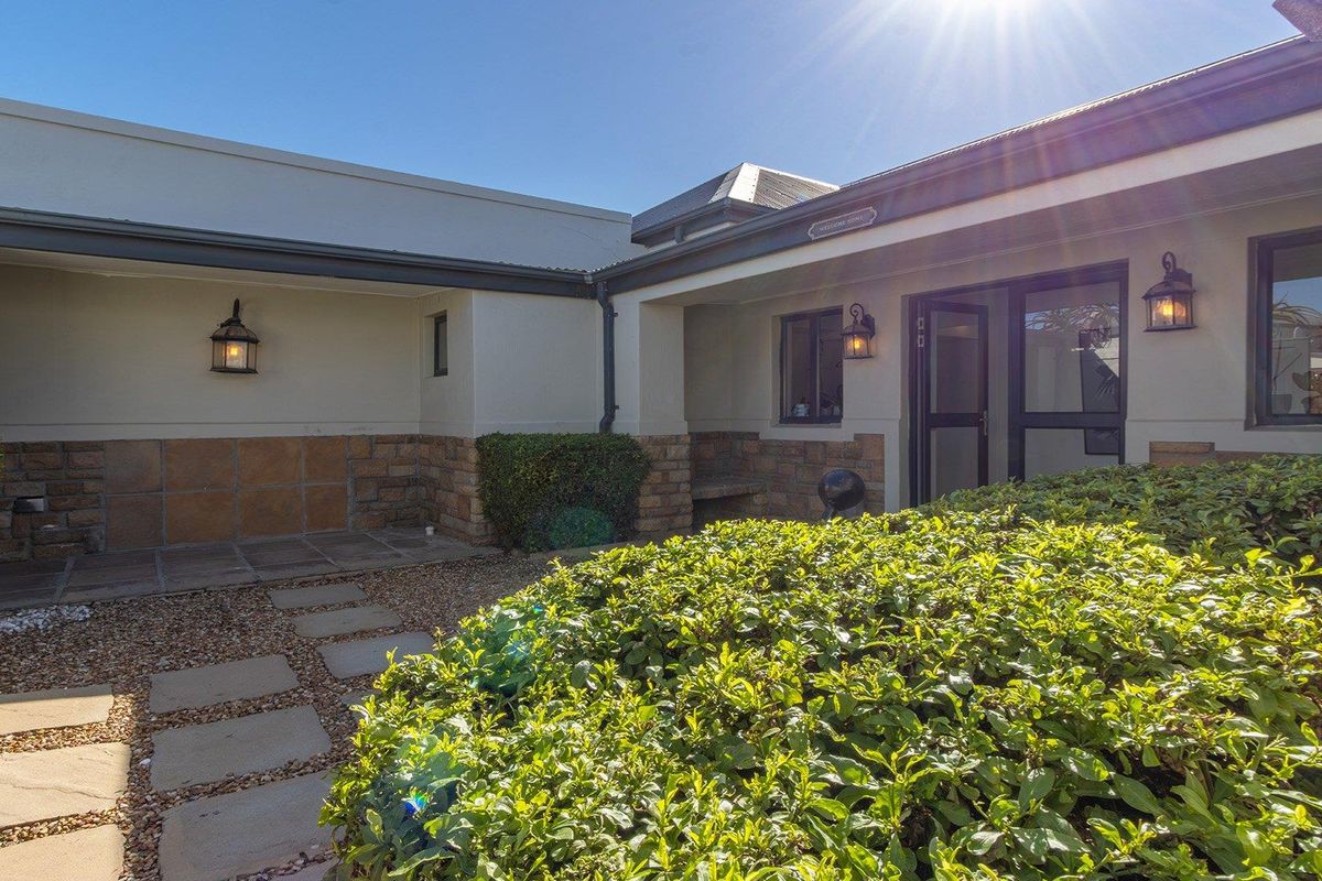 A Beautiful 4-Bedroom Family Home with Space to Grow - Photo 4