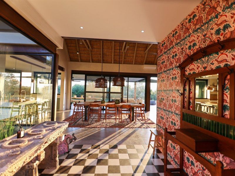 Bush Villa to rent in Zandspruit Bush & Aero Estate, Hoedspruit - Photo 3