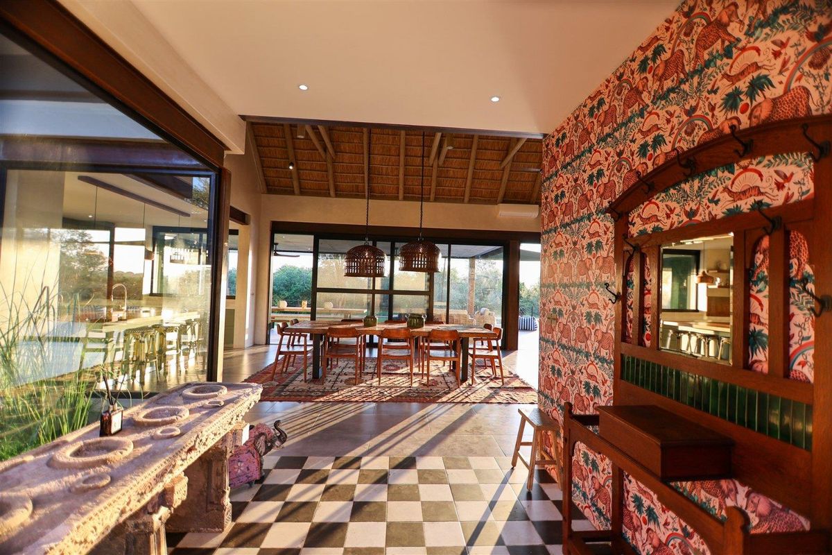 Bush Villa to rent in Zandspruit Bush & Aero Estate, Hoedspruit - Photo 3