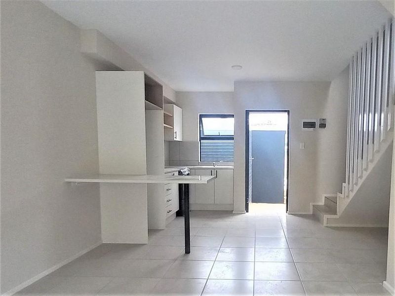 FOR RENT  |  Hillcrest  |  Kings Gate Estate  |  2 Bedroom Duplex - Photo 6