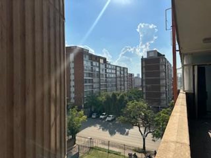 Smart Investment: Sunnyside 1-Bedroom! - Photo 2