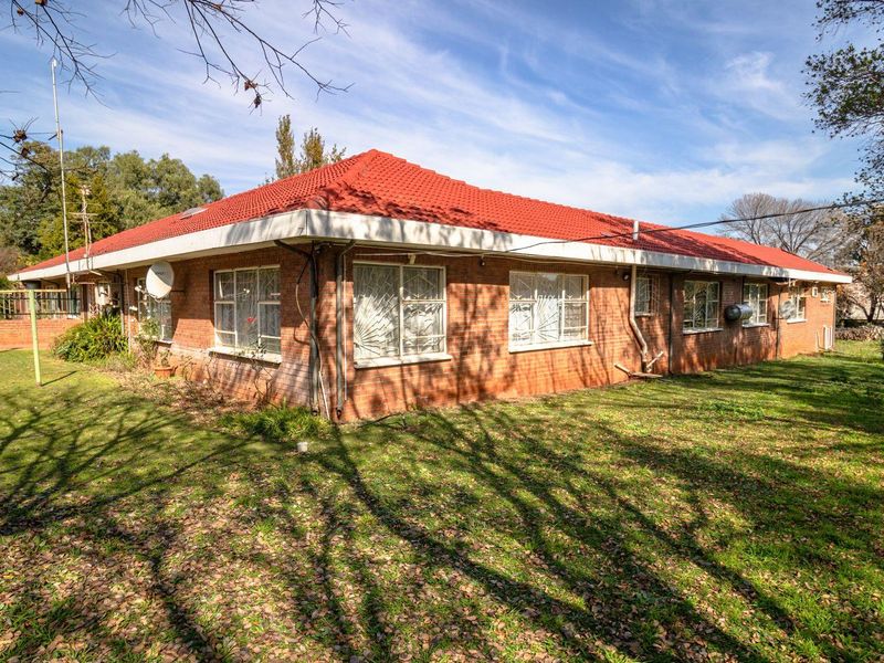 Farm with 6 properties for sale in Centurion - Photo 4