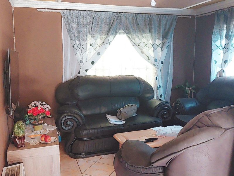 3-Bedroom Home Plus Ipossable ncome Rooms - Photo 7