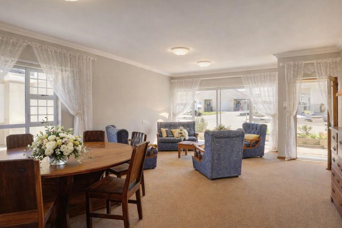 2 Bedroom, 2 Bathroom House for Sale in Fynbos Heights Retirement Village - Photo 3