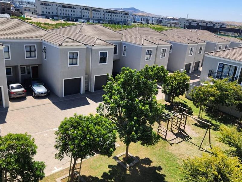 Apartment for sale in Parklands East, Nirvana Complex. - Photo 2