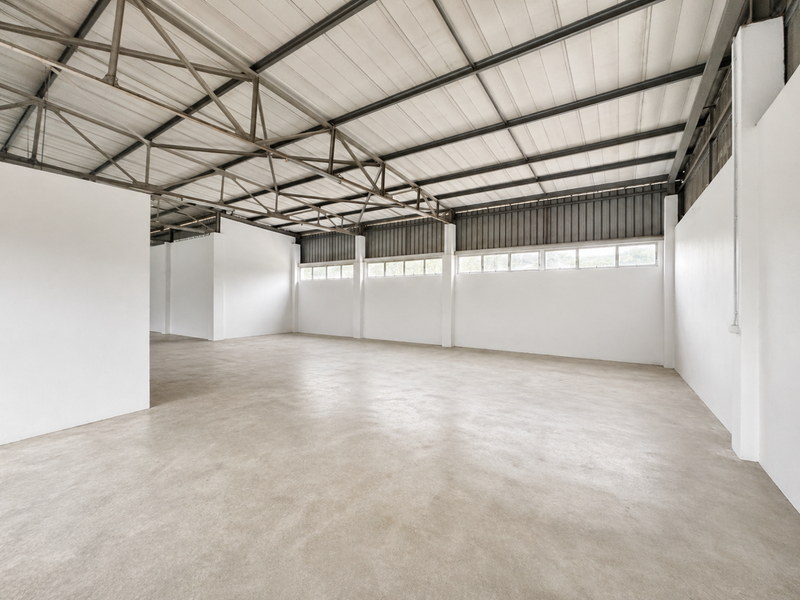 Well-Maintained Industrial Unit with Office Component in Secure Business Park - Photo 3