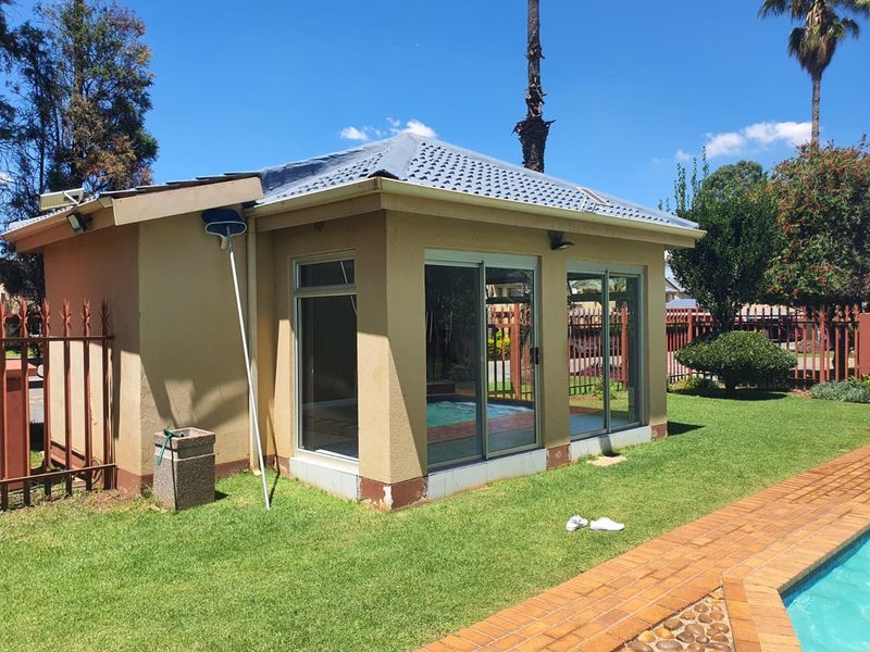 Investment Opportunity in Lakefield - Photo 10