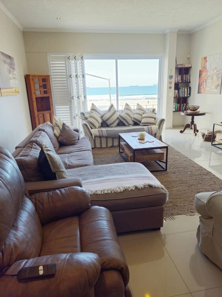 Main open plan living area