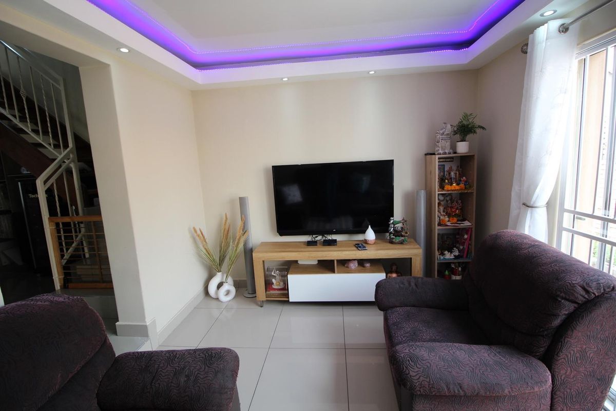 3 bedroom, 3 bathroom - Photo 5