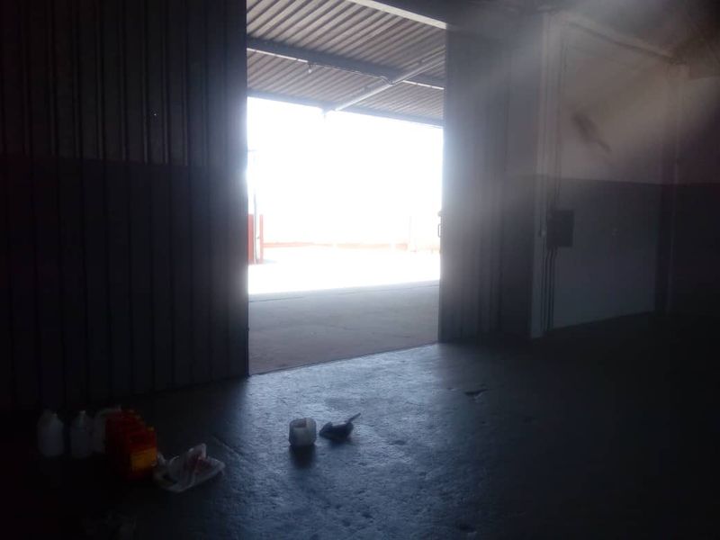 Warehouse For Sale in Southern Industrial - Photo 8