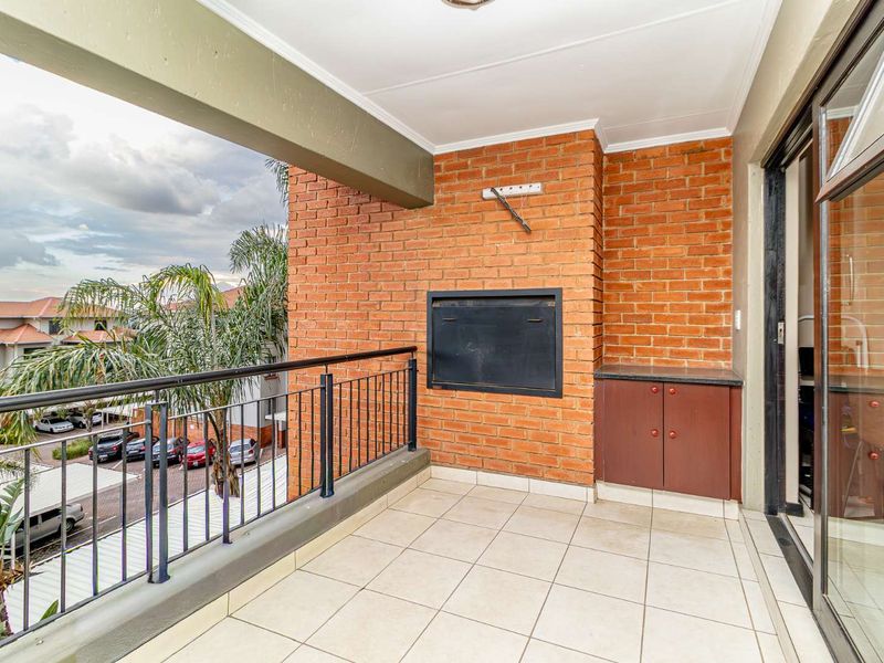 Smart Investment is Sought-After Complex! - Photo 10