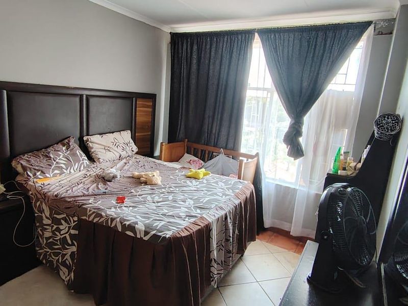 Emota Apartments, 2 Bedroom for sale - Photo 9