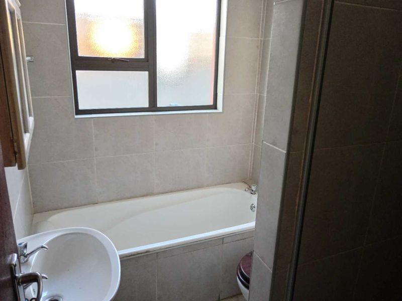 Kraaifontein-2 Bedroom House-TO LET-REALTYATLAS - Photo 8