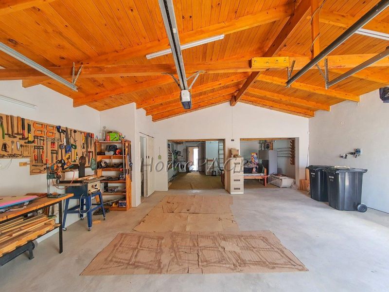 Ext 6, Henties Bay:  4 Bedr home with 4-car Garage is for Sale - Photo 10