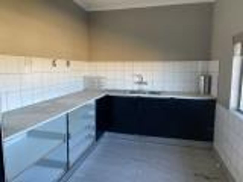 Logistics & Warehouse for sale – Emmarentia (Portion 30 of Farm No. 380) - Photo 8